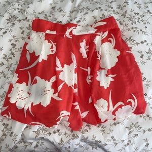 floral shorts
